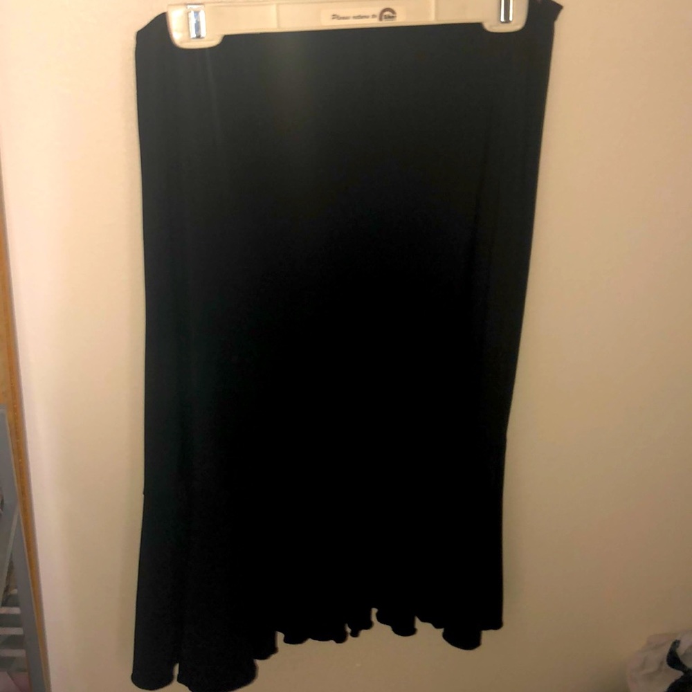 Mid shin black skirt